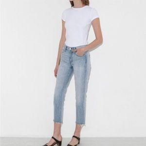 AMO Tomboy Crop with Fray in Moonwalk Size 29